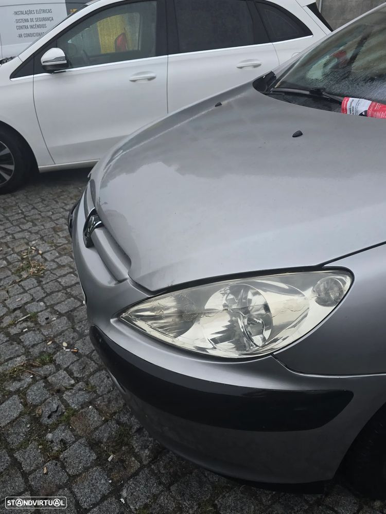 Peugeot 307 1.4 16V Executive - 3