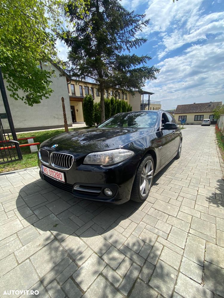 BMW Seria 5 520d Aut. Luxury Line - 2