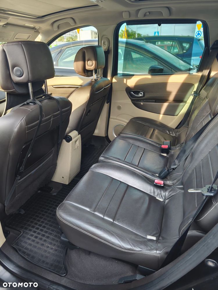 Renault Scenic - 16