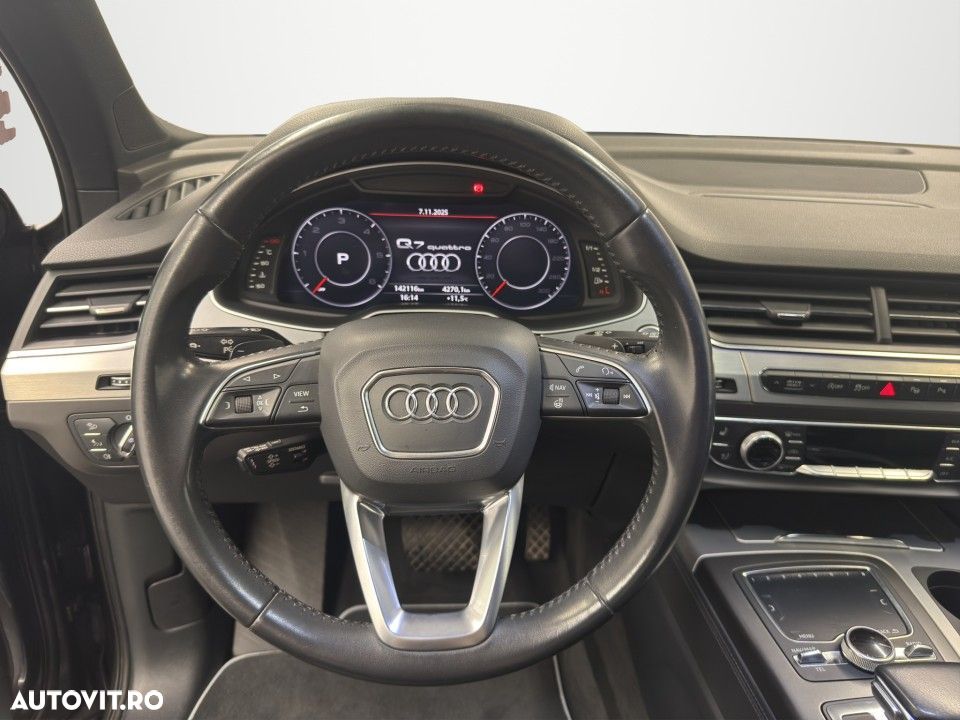 Audi Q7 - 12