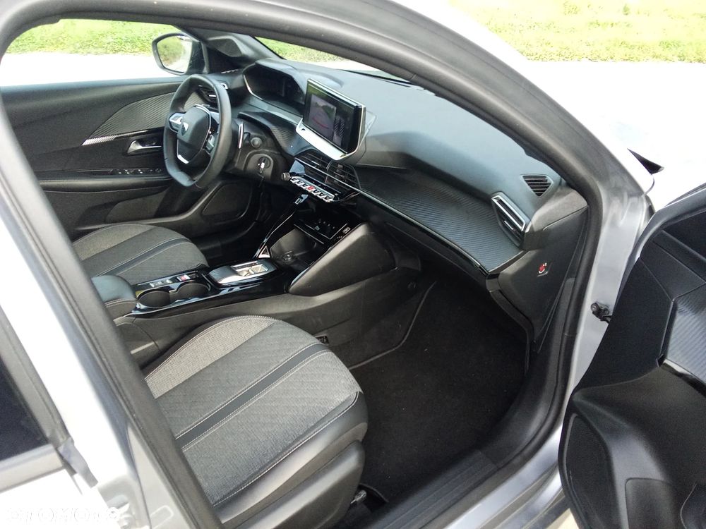 Peugeot 208 Hybrid 100 e-DSC6 Style - 11
