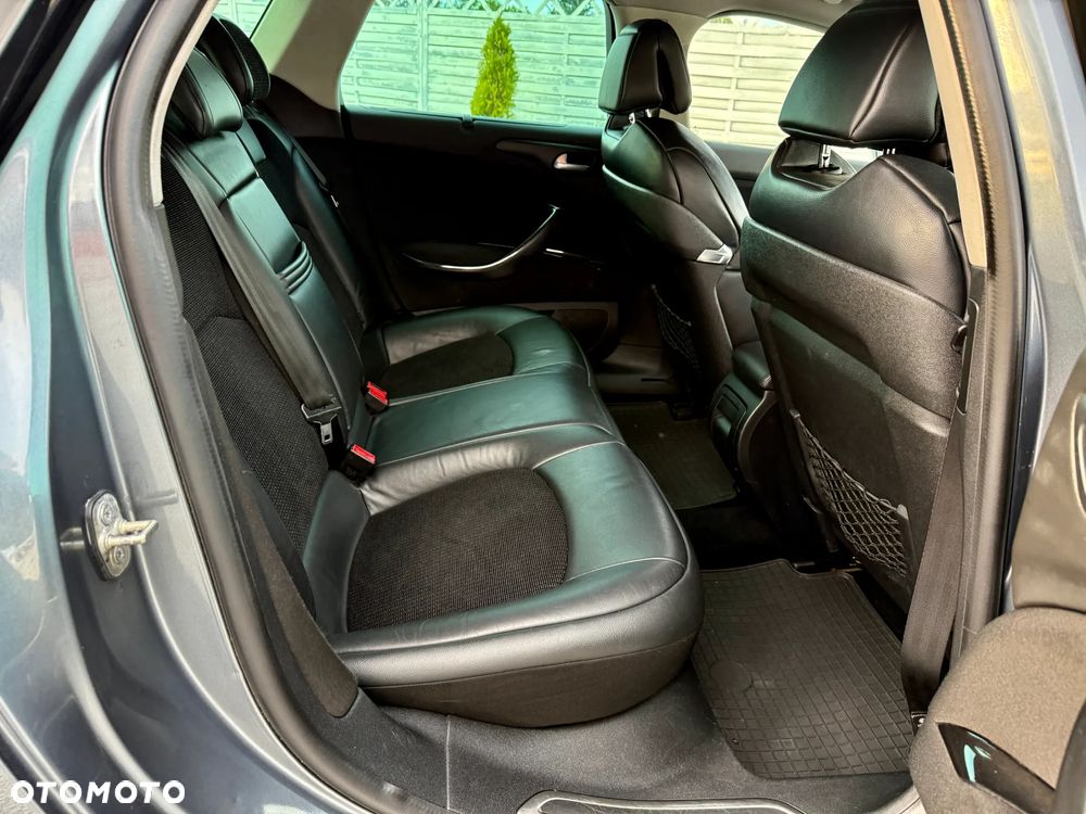 Citroën C5 Tourer HDi 165 FAP Exclusive - 17