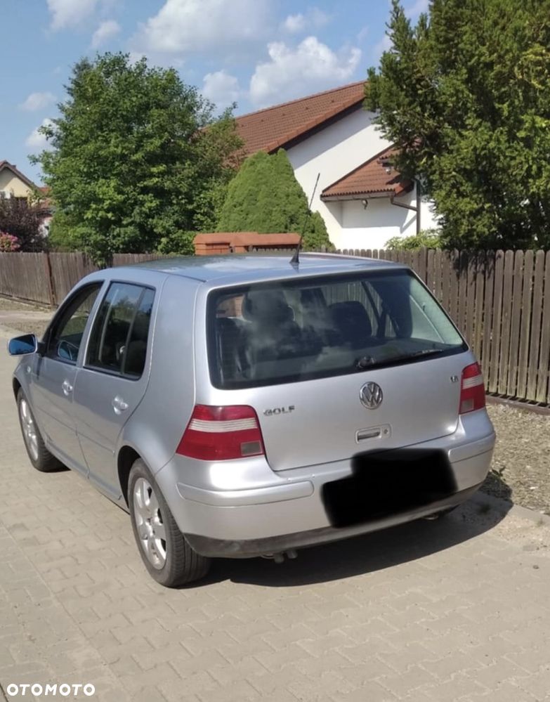 Volkswagen Golf - 3