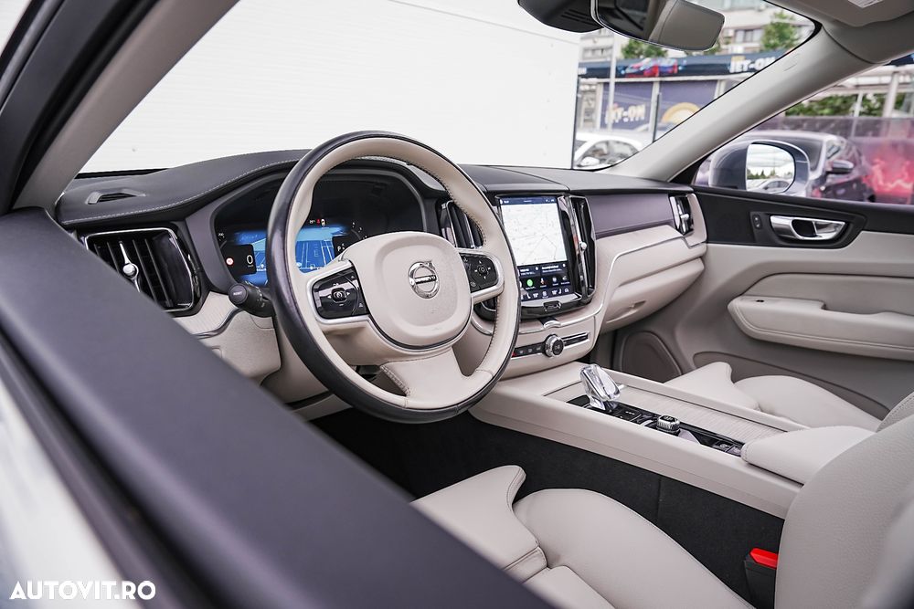 Volvo XC 60 B4 MHEV AT8 AWD Inscription - 16