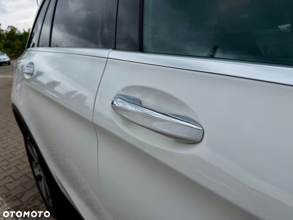 Mercedes-Benz GLC 300 4-Matic - 15