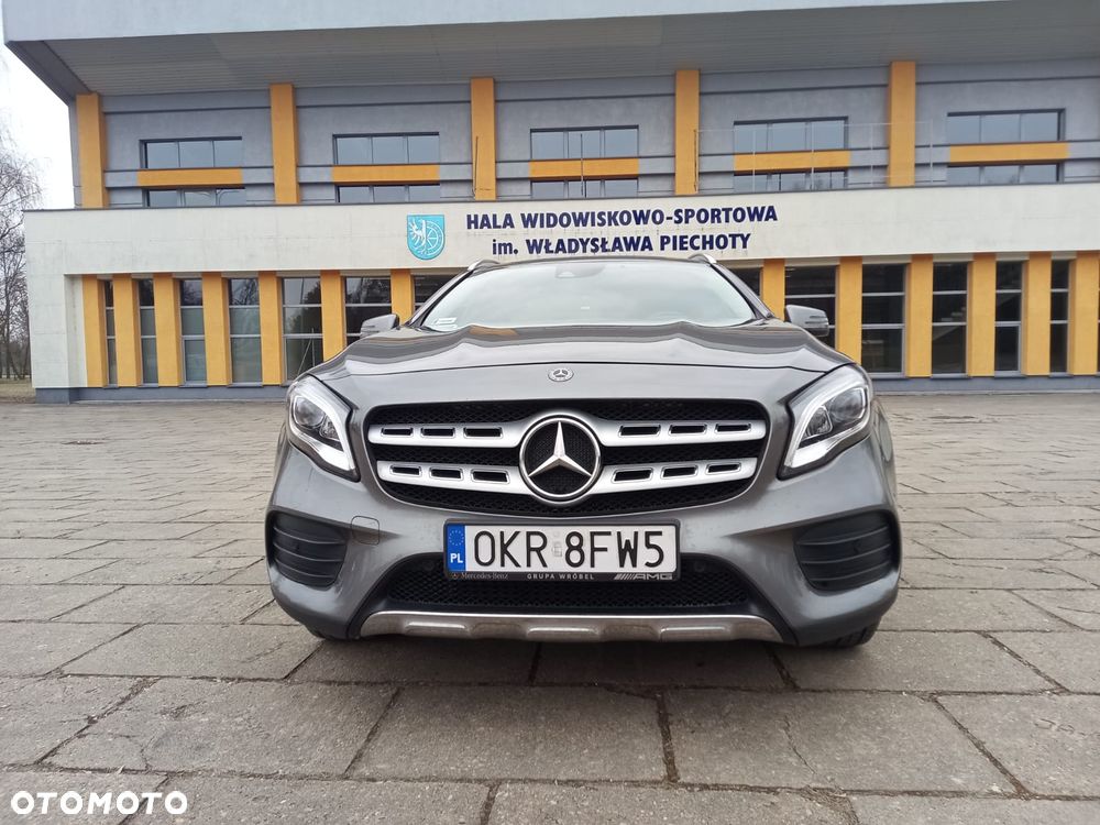 Mercedes-Benz GLA 200 7G-DCT AMG Line - 5