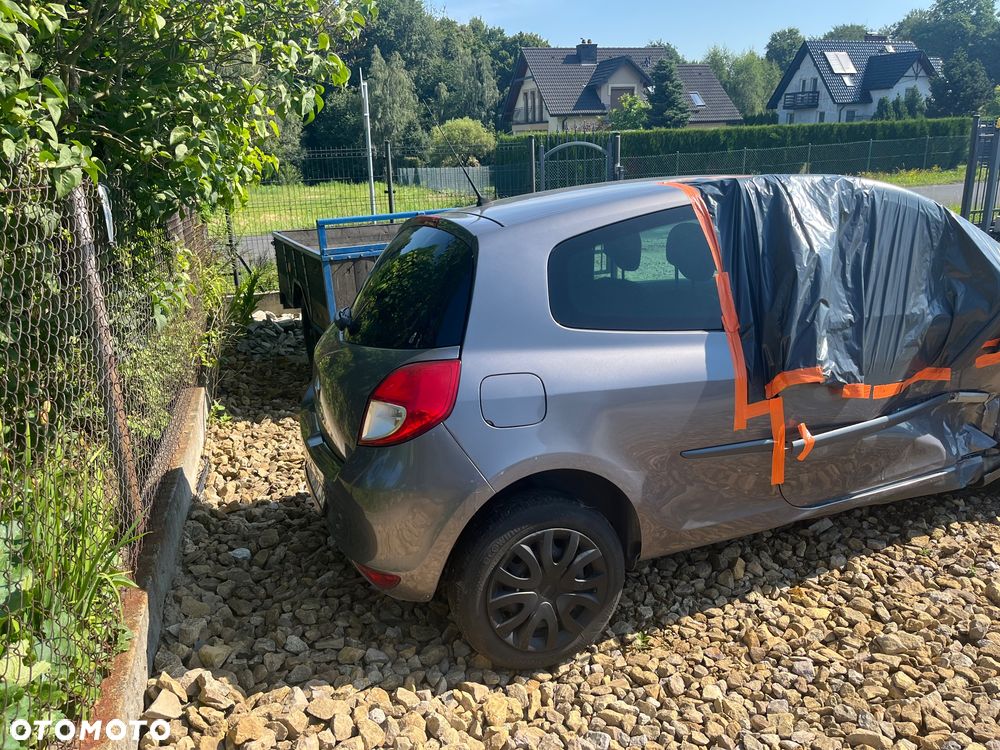 Renault Clio 1.2 16V Alize - 4