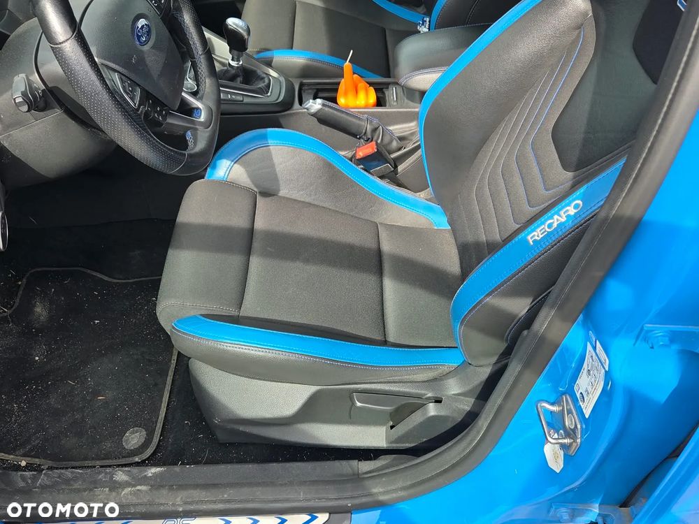 Ford Focus 2.3 EcoBoost S&S Allrad RS Blue & Black - 2