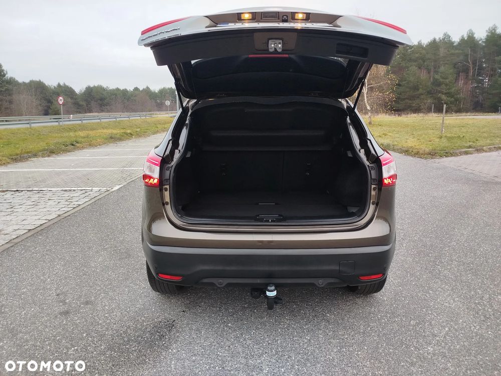 Nissan Qashqai 1.2 DIG-T TEKNA+ - 23