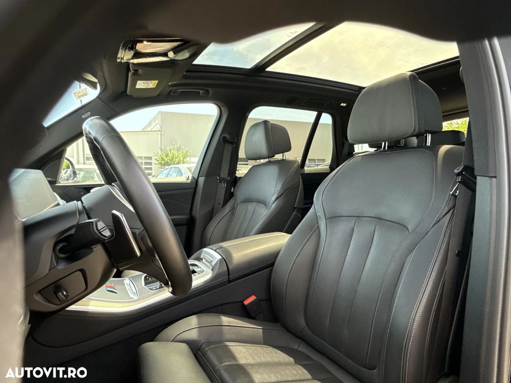BMW X5 M M50i - 15