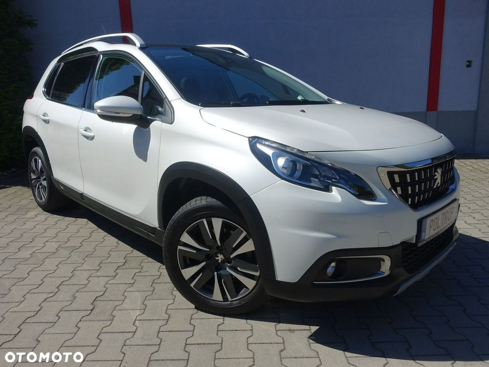 Peugeot 2008 1.2 Pure Tech Style S&S - 4