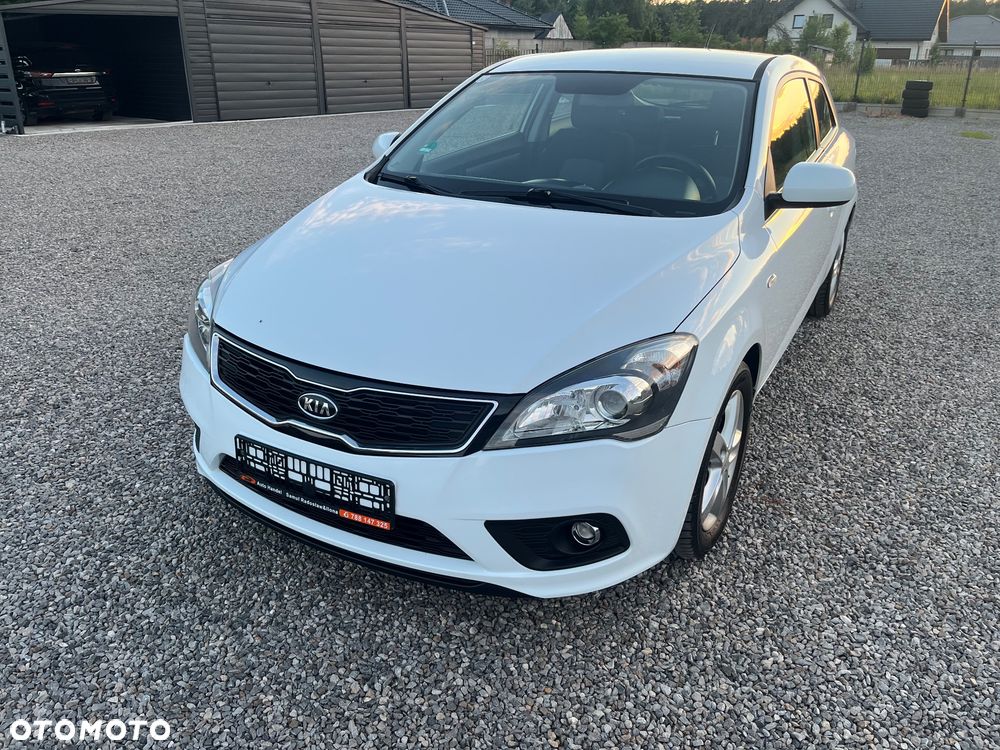 Kia ProCeed 1.4 CVVT Dream-Team Edition - 14