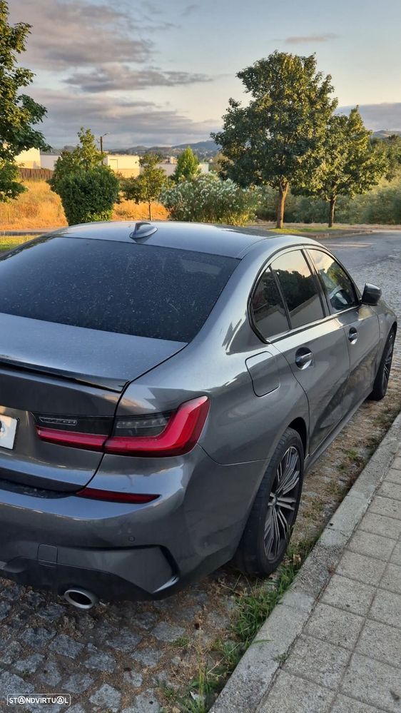 BMW 330 e Pack 50 anos M Auto - 2