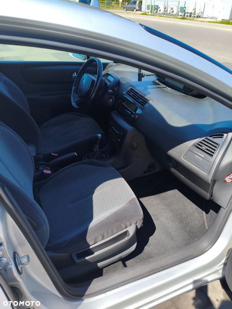 Citroën C4 1.6 16V Impress - 6