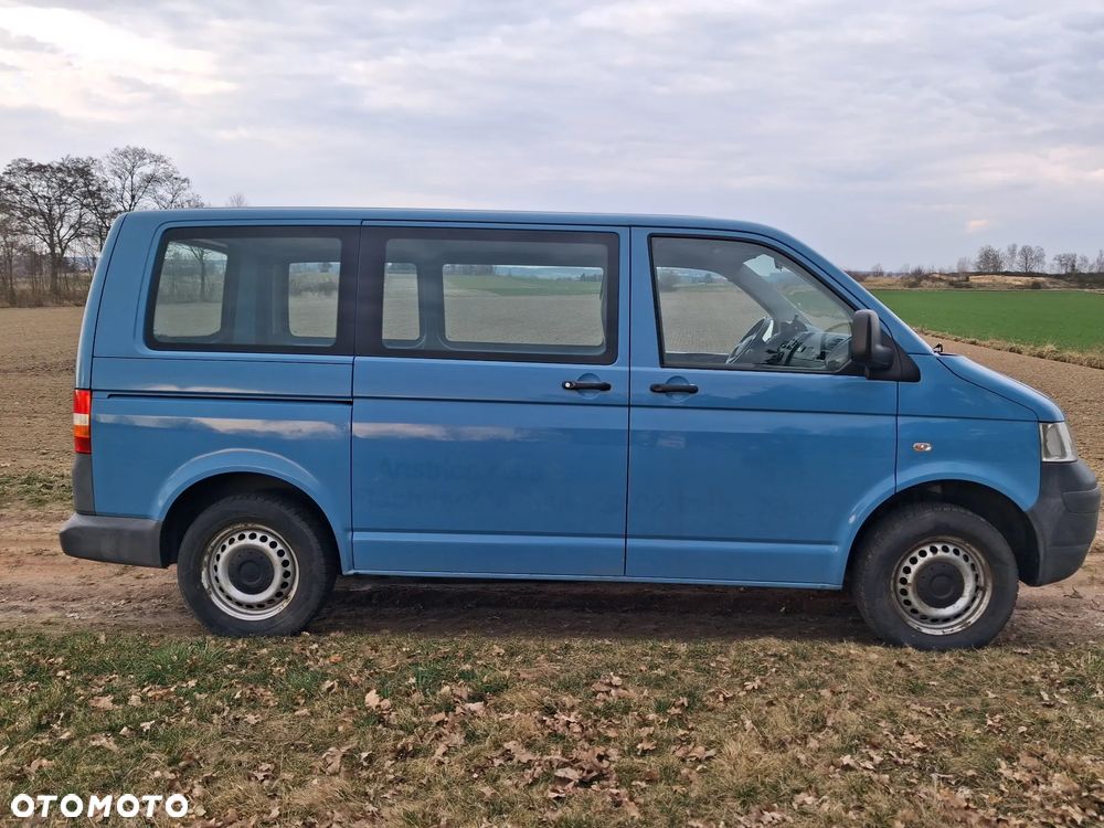 Volkswagen TRANSPORTER T5 - 5