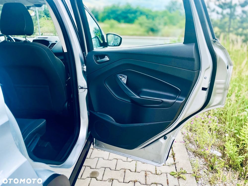 Ford Kuga 1.5 EcoBoost FWD Titanium ASS - 19