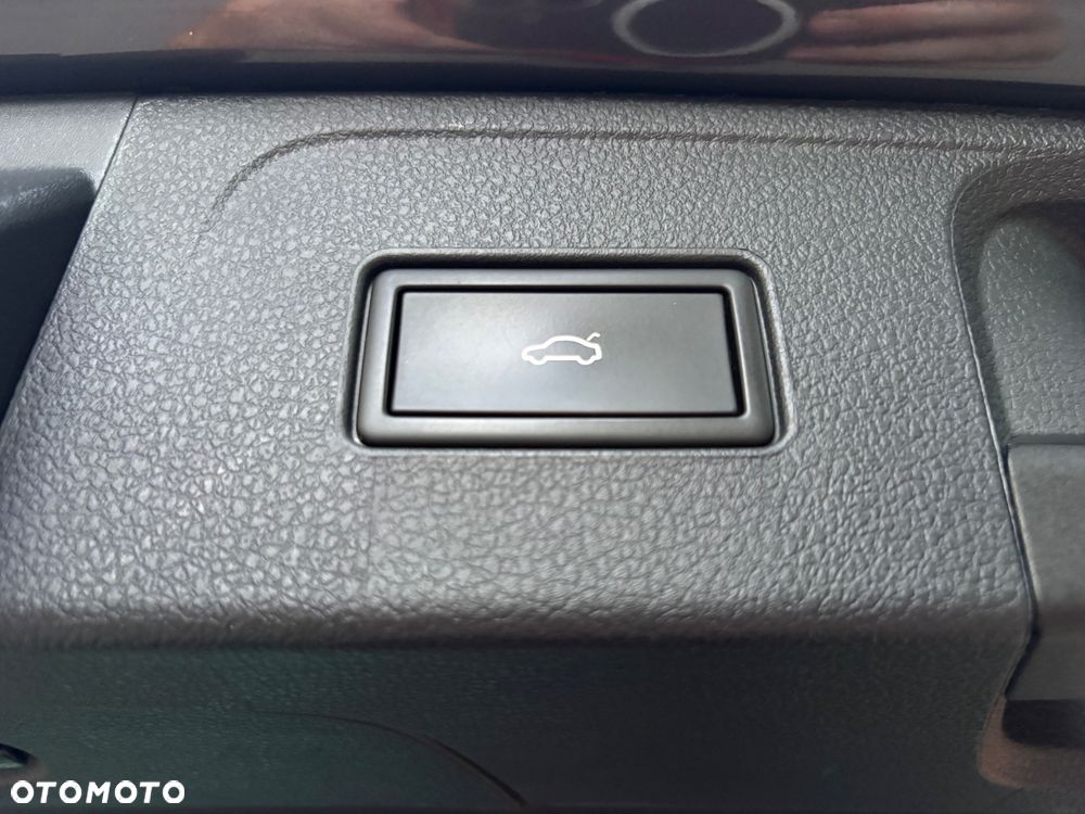 Volkswagen Passat 1.4 TSI Plug-In Hybrid GTE DSG - 32