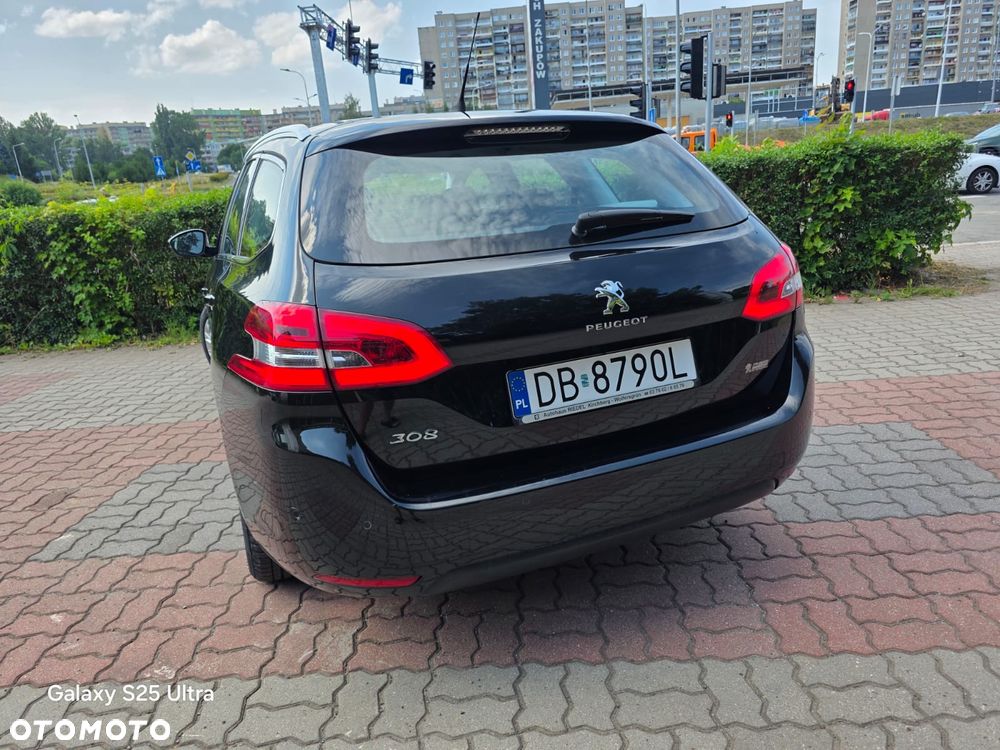 Peugeot 308 - 16