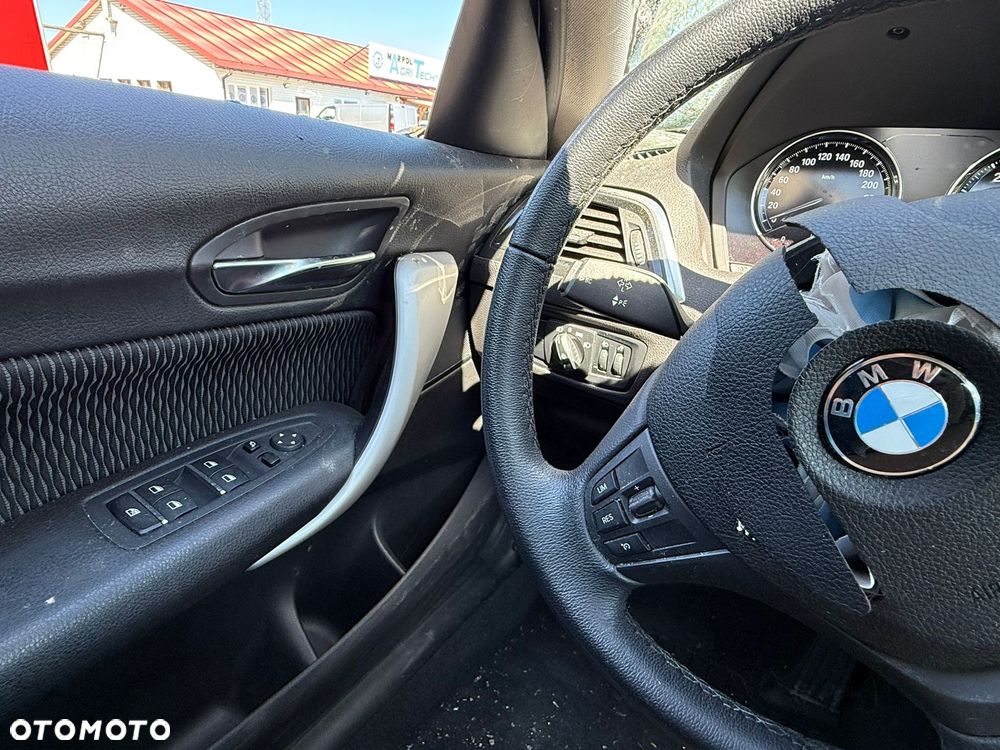 BMW Seria 1 118i GPF Sport Line - 11
