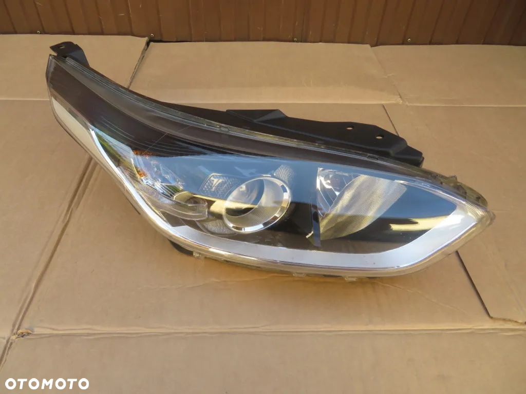 REFLEKTOR PRAWY KIA CEED III SOCZEWKA LED 18R- 92102J7050 DEMONTAŻ KRAKÓW - 5
