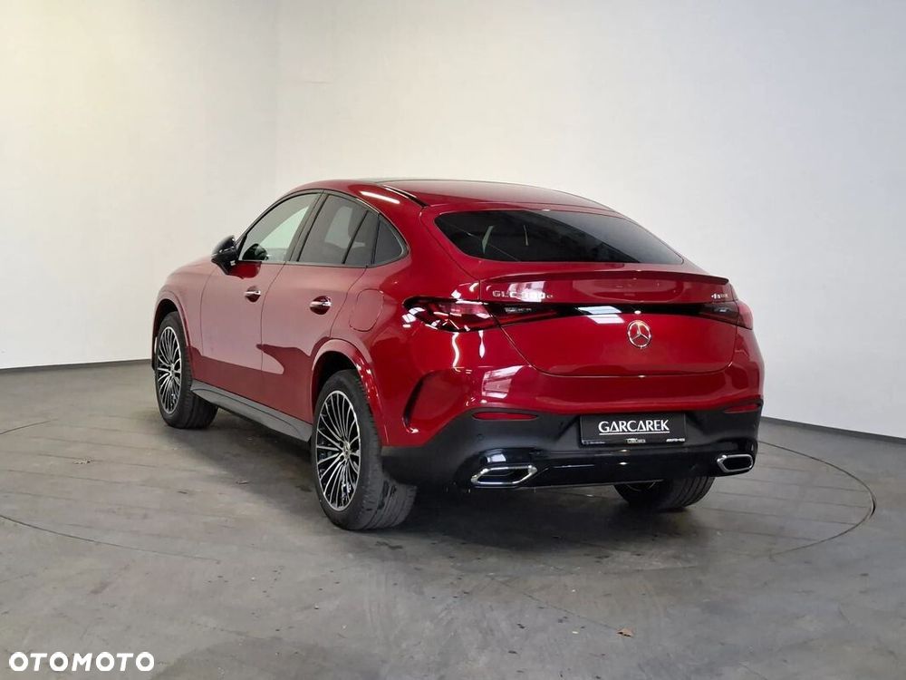 Mercedes-Benz GLC 300 e 4-Matic AMG Line - 11