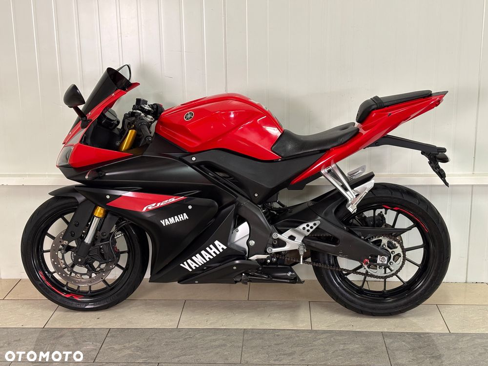 Yamaha YZF - 6