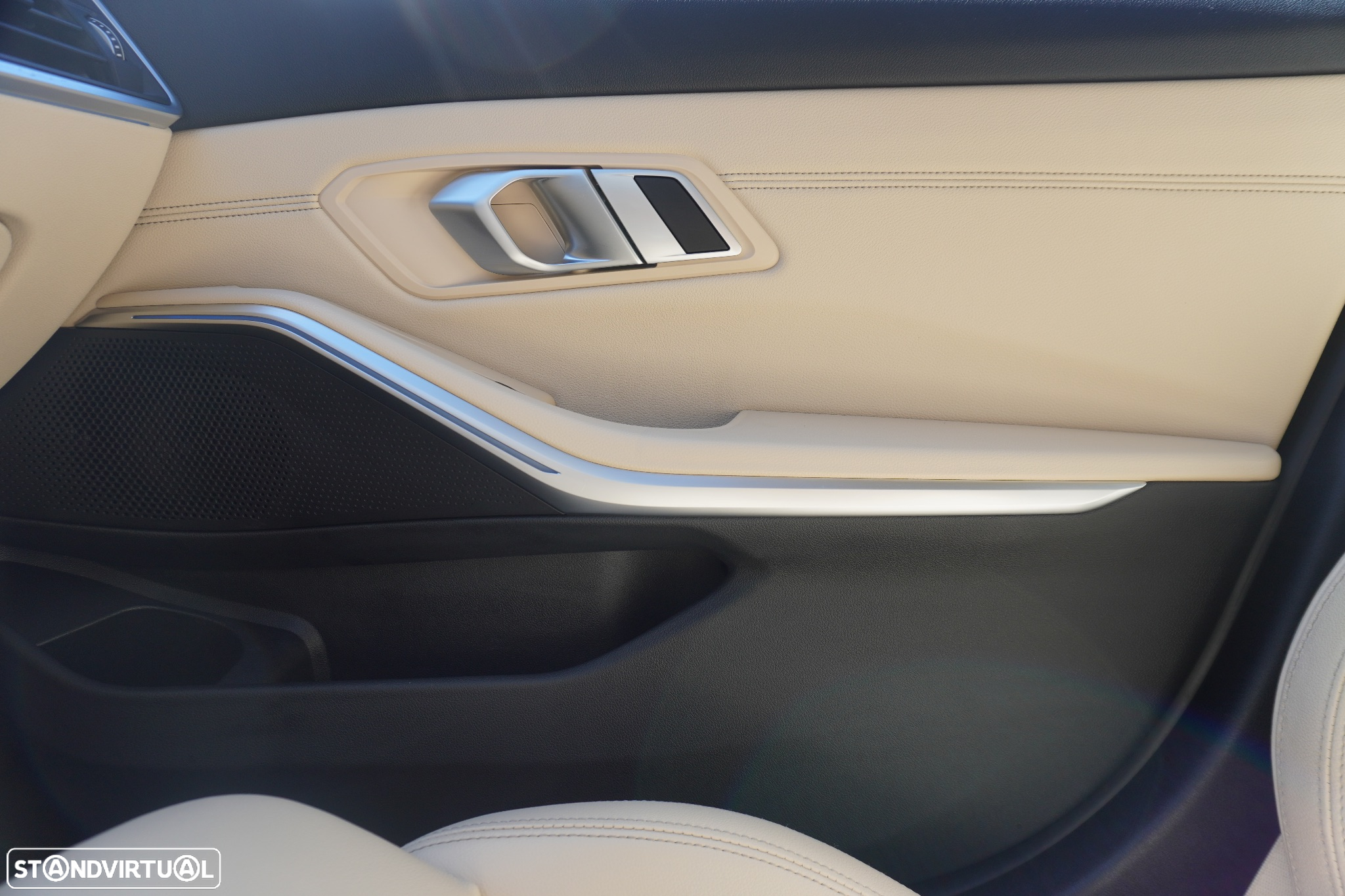 BMW 330 e Touring Line Sport Auto - 28