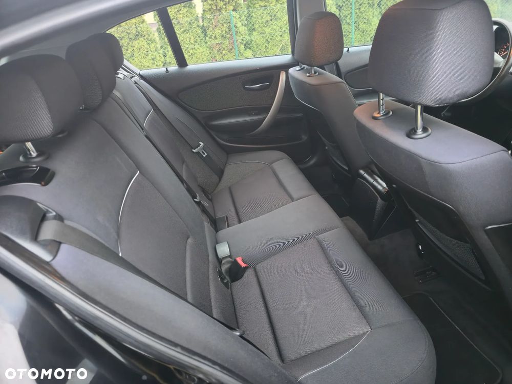 BMW Seria 1 118i Edition Sport - 23