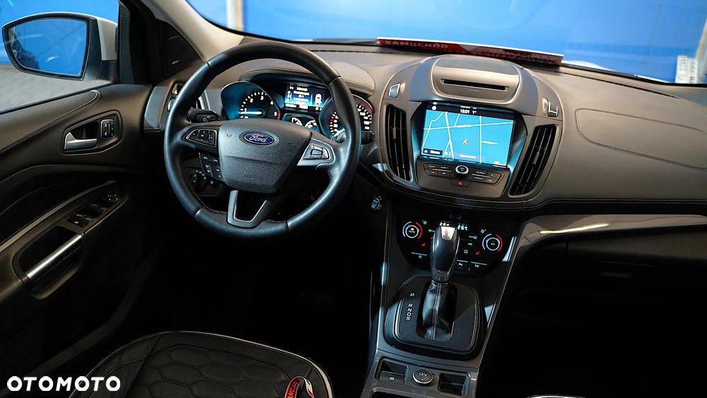 Ford Kuga - 24