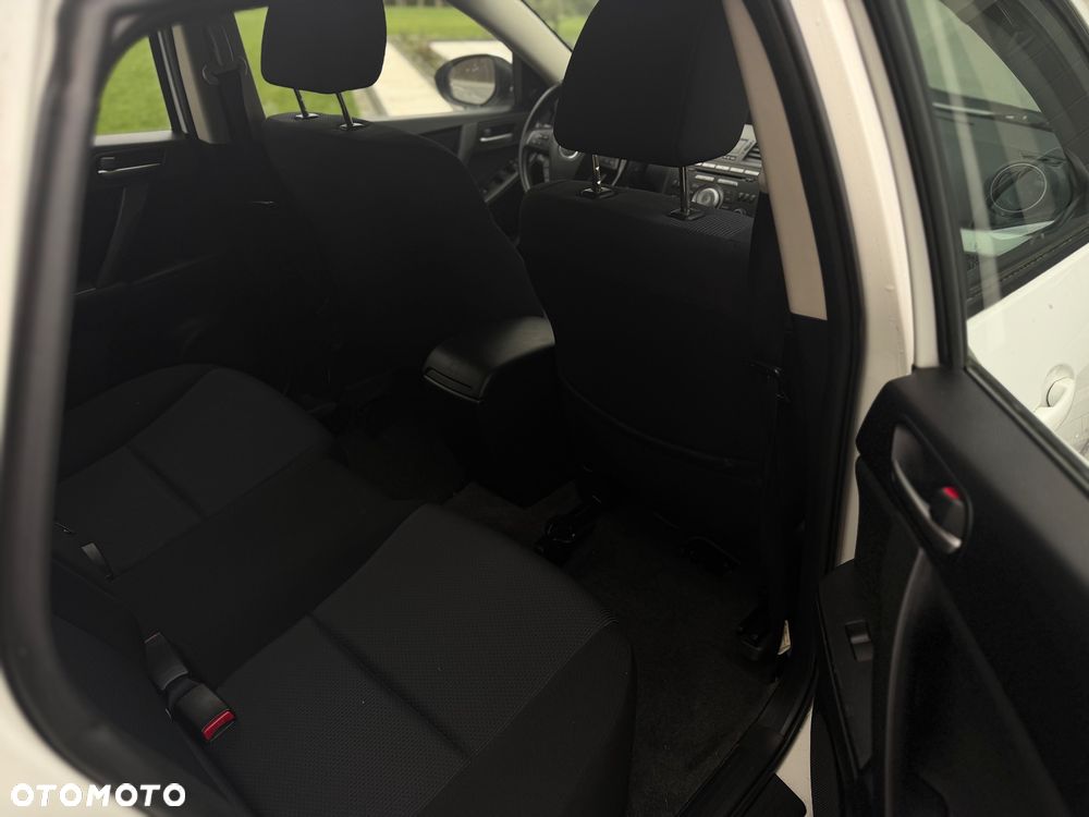 Mazda 3 1.6 CD Exclusive + - 13