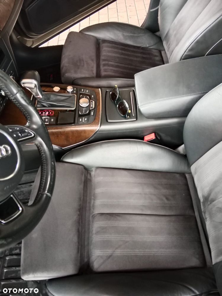 Audi A6 Avant 2.0 TDI Multitronic - 22