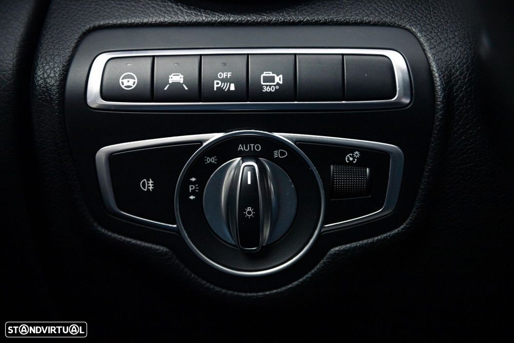 Mercedes-Benz GLC 350 e 4Matic 7G-TRONIC AMG Line - 26