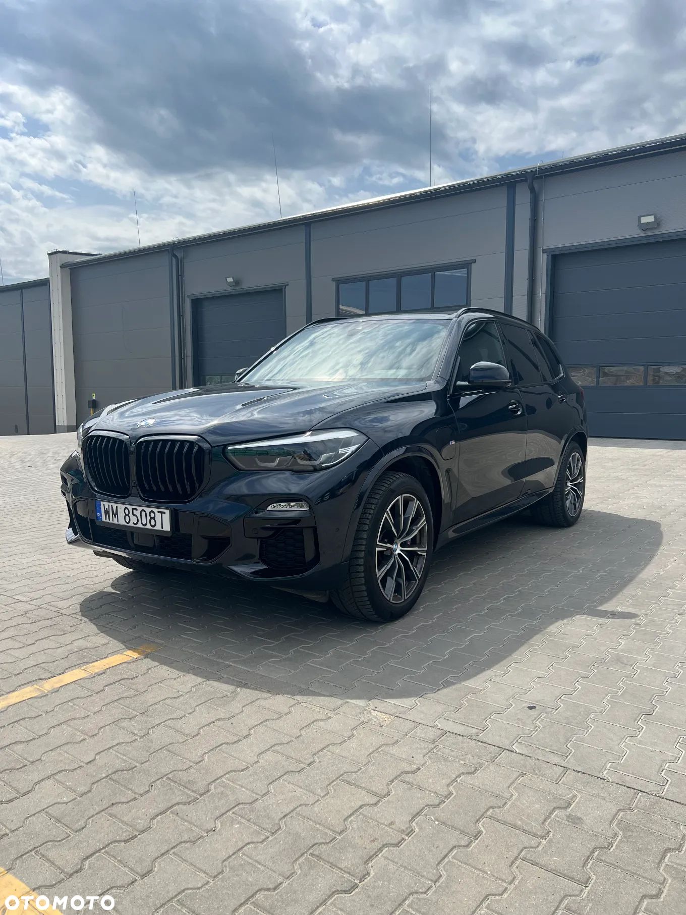 BMW X5 xDrive45e - 1