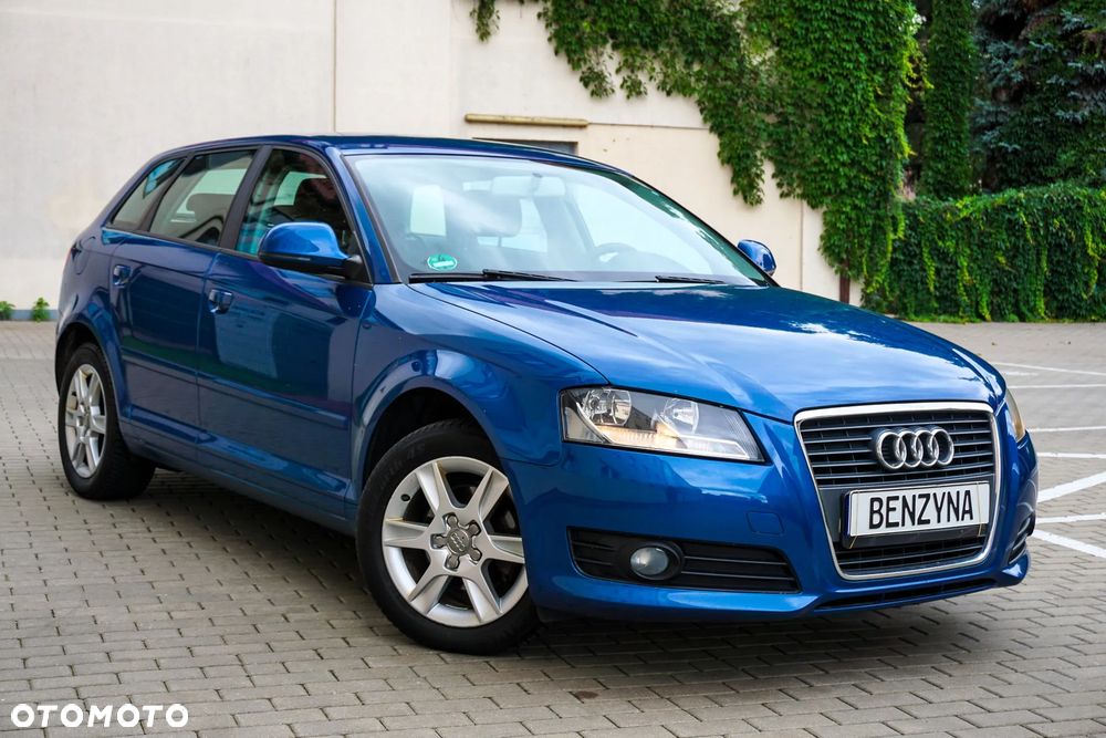 Audi A3 Sportback 1.6 S tronic Ambiente - 2