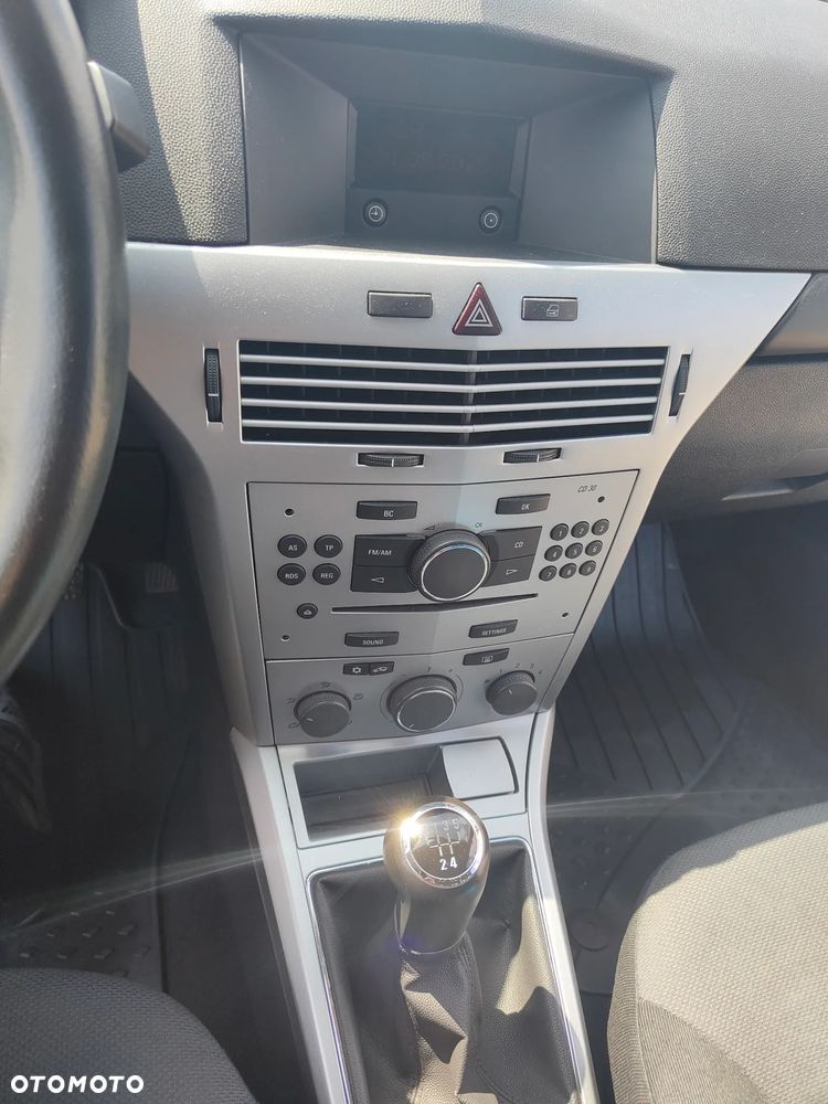 Opel Astra 1.6 - 14