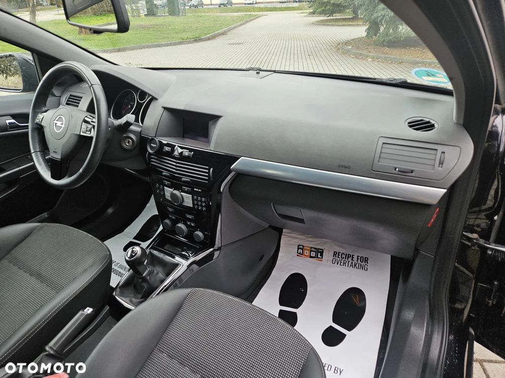 Opel Astra 1.8 Cosmo - 19