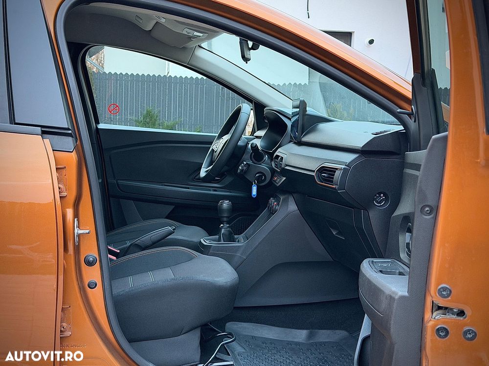 Dacia Sandero Stepway TCe 90 MT6 Essential - 24