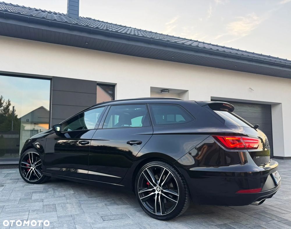 Seat Leon ST 2.0 TSI Start&Stop 4Drive DSG Cupra 300 Edition Carbon - 38