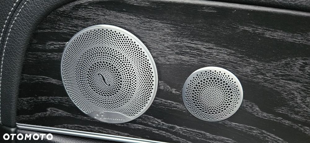 Mercedes-Benz Klasa E 300 d 9G-TRONIC - 23