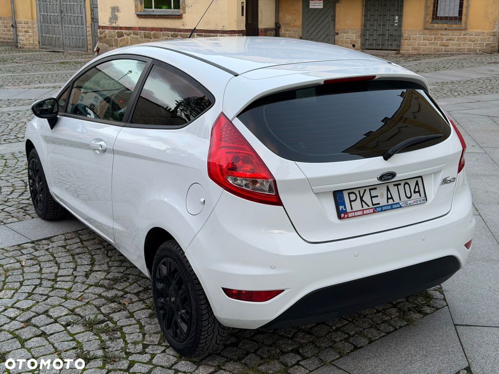 Ford Fiesta - 11