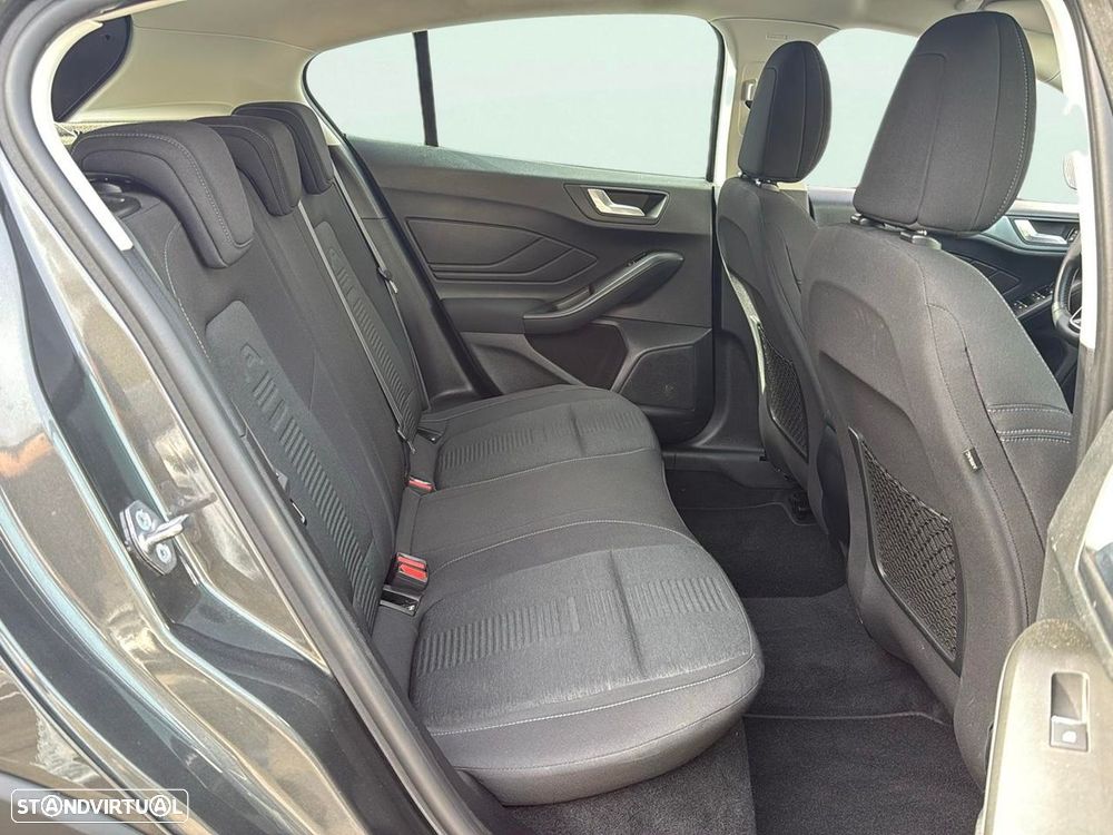 Ford Focus 1.0 EcoBoost Active Aut. - 18
