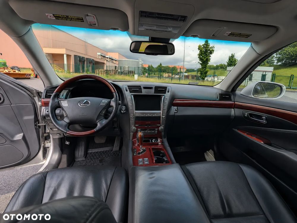 Lexus LS 460 Superior - 9