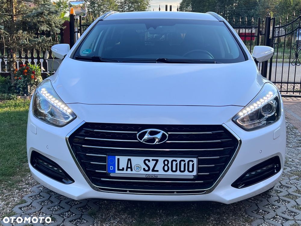 Hyundai i40 Kombi blue 1.7 CRDi Premium - 13