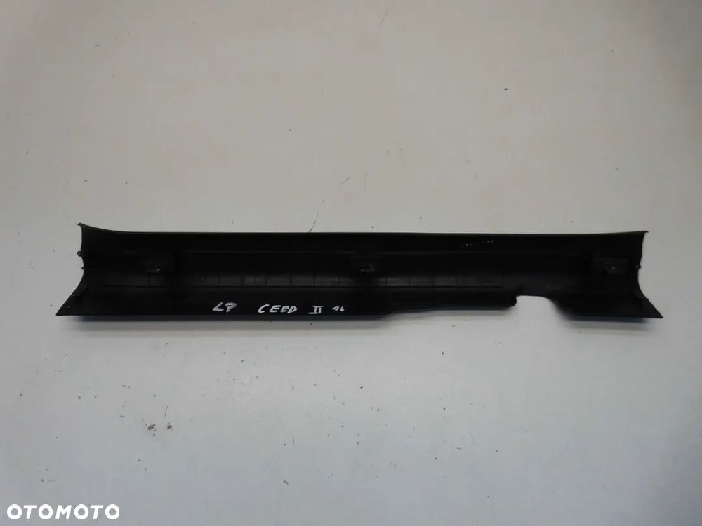 OSŁONA LISTWA NAKŁADKA PROGU WEWNĘTRZNA KIA CEED II LEWA PRZEDNIA - 5