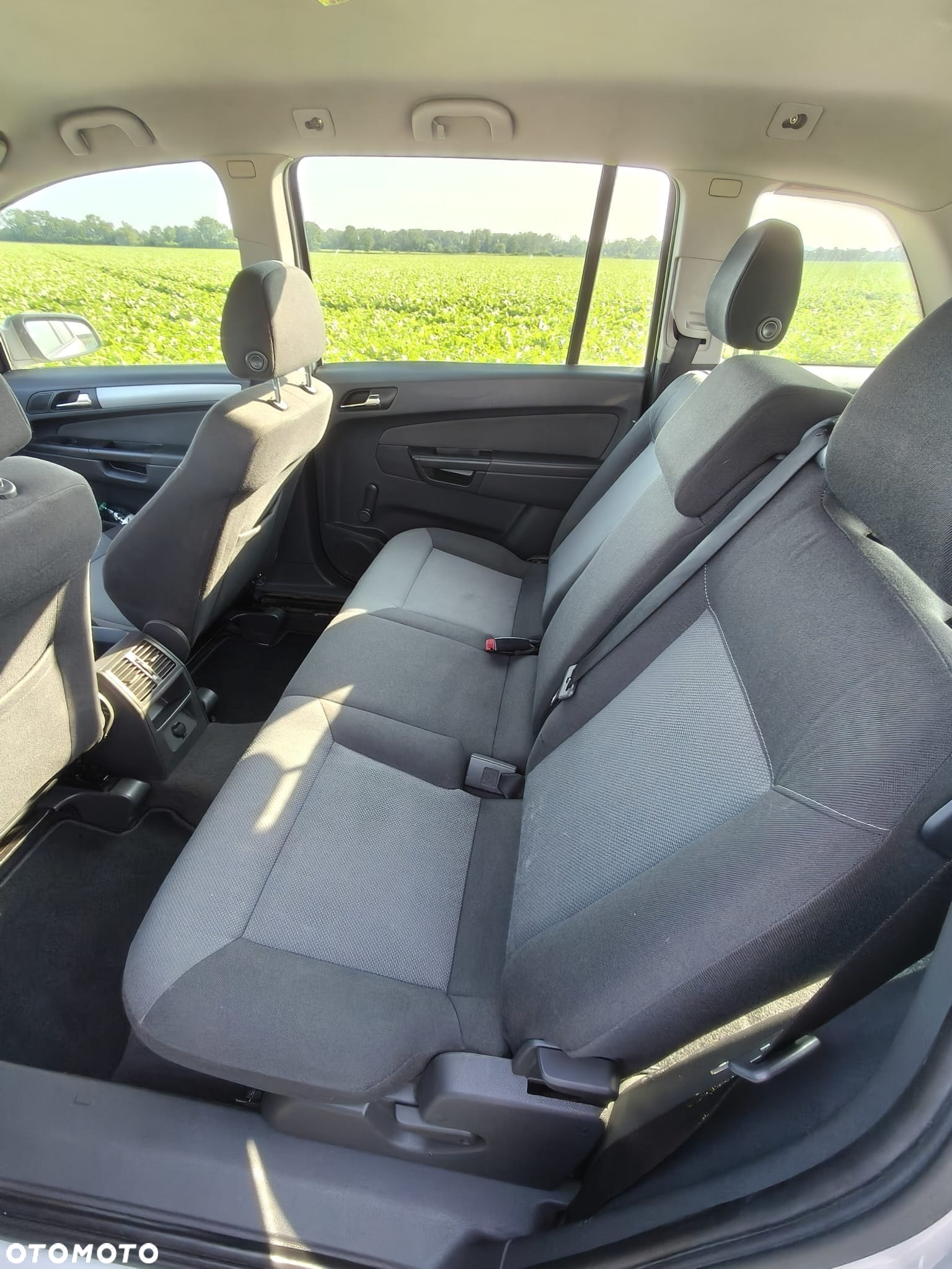 Opel Zafira - 13