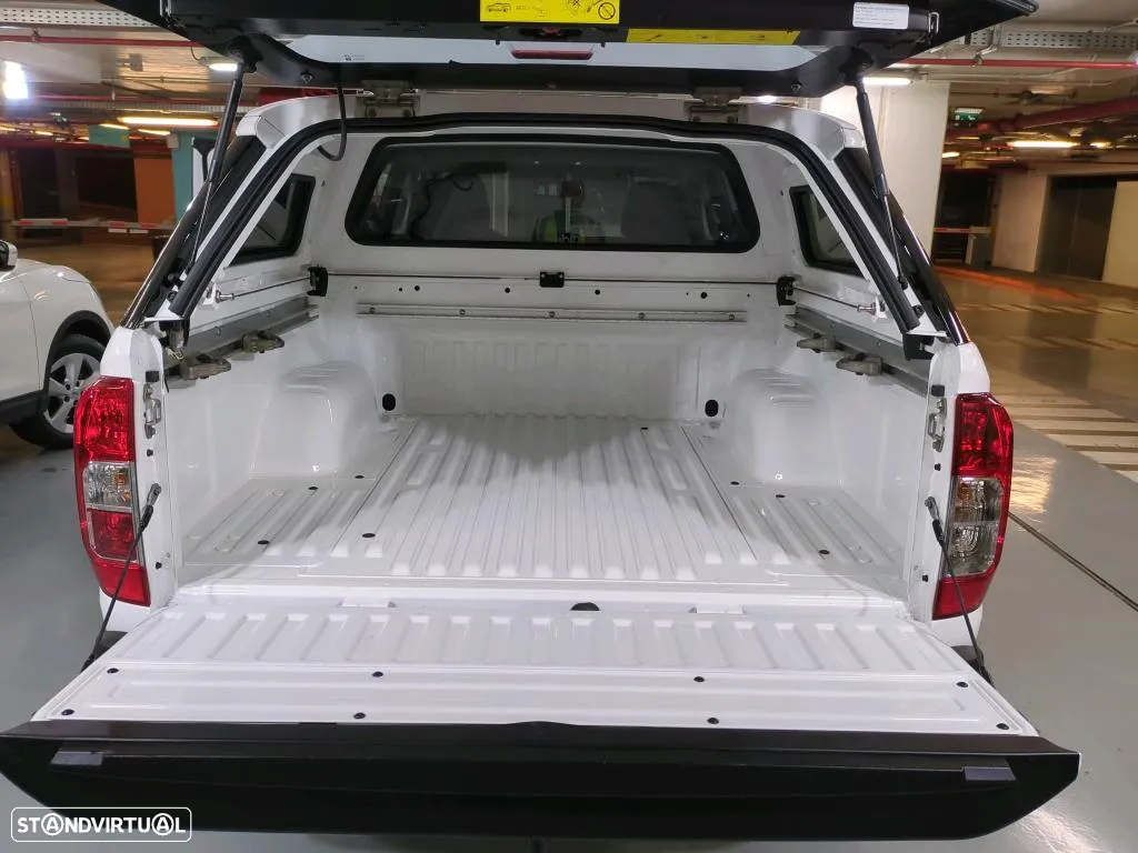 Nissan Navara 2.3 dCi CD 4WD N-Connecta - 14