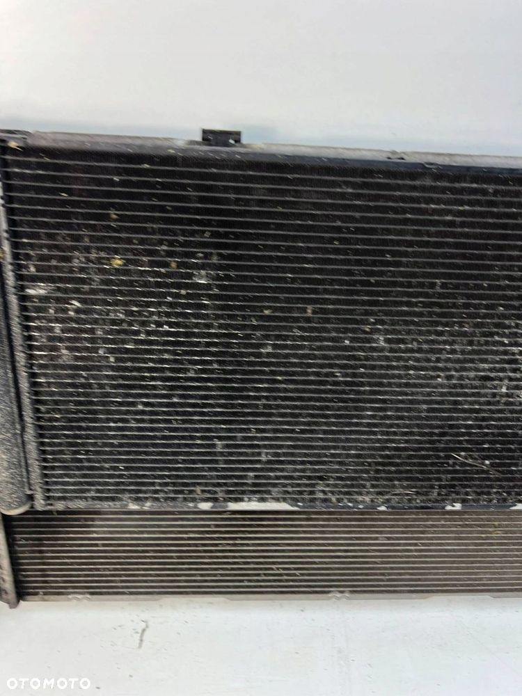 998 829 B Obudowa wentylatora 2.0 TDI Audi A4 S4 B8 8K - 3