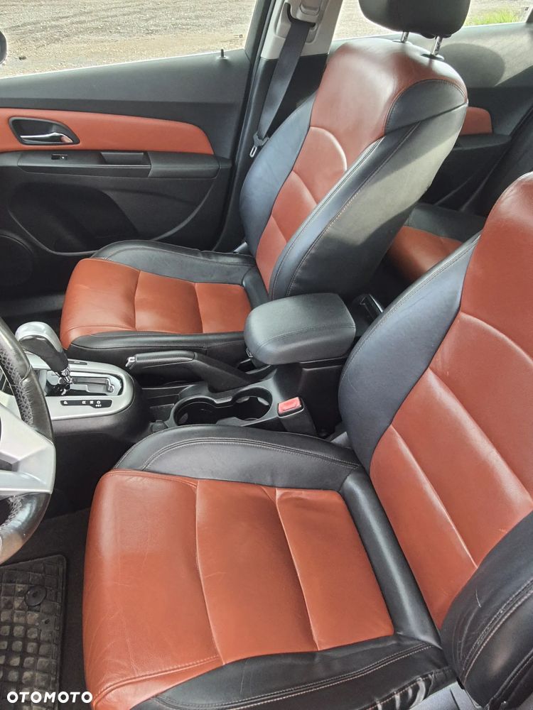 Chevrolet Cruze 1.4 T LTZ - 14