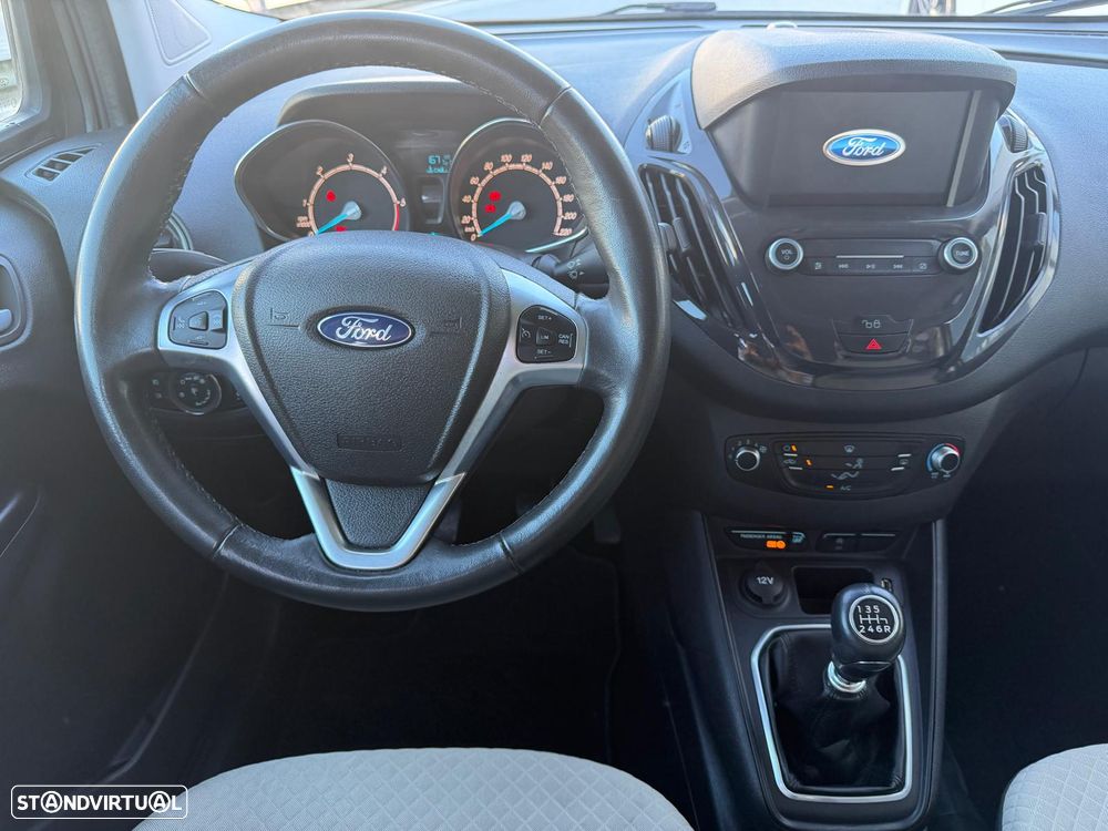 Ford Tourneo Courier 1.5 TDCi Titanium - 12