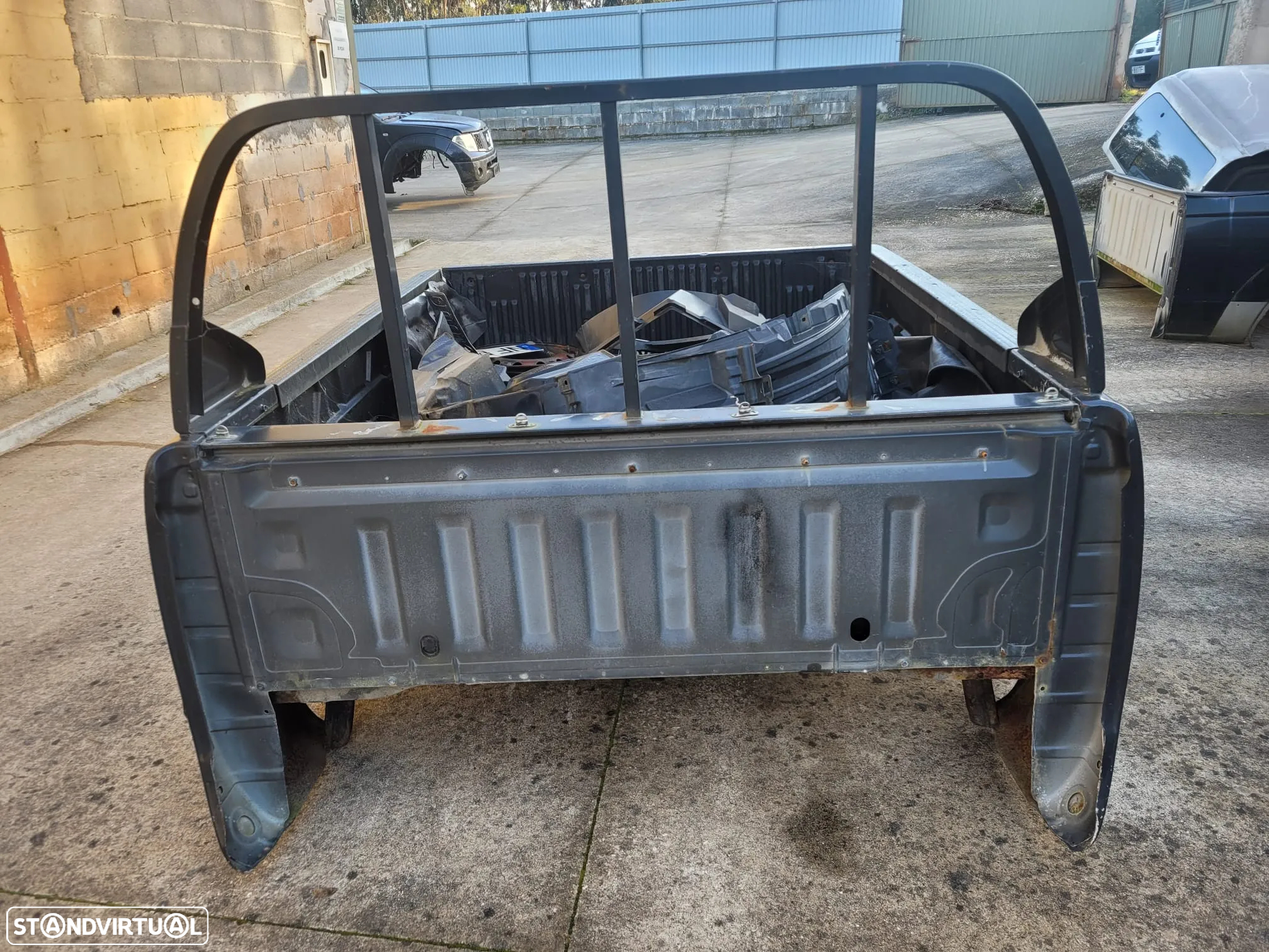 Caixa Metálica e Para-choques - Nissan Navarra D22 de 2007 - 5